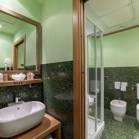 Hotiday Discovery - Hotel Verona