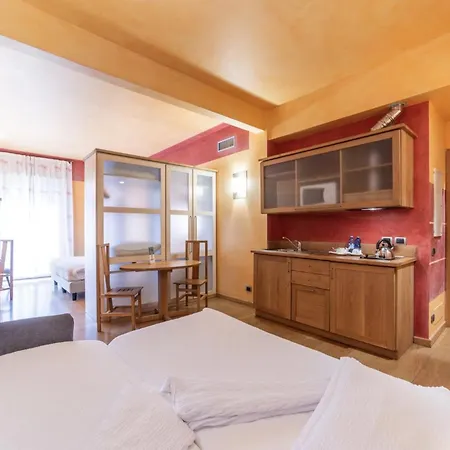Hotell Hotiday Discovery - 4*
